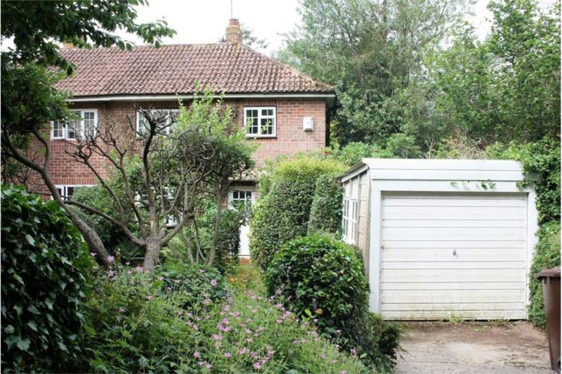 Pearl's house from the road